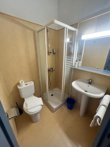 Hotel Le Juliano Carbon-Blanc Екстер'єр фото